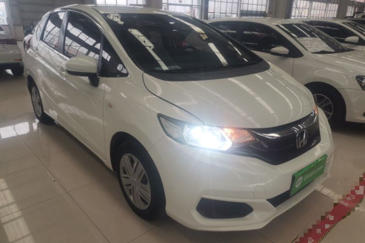 Used Honda Fit 2018 1.5L CVT Comfort Version Front Right 45 Deg
