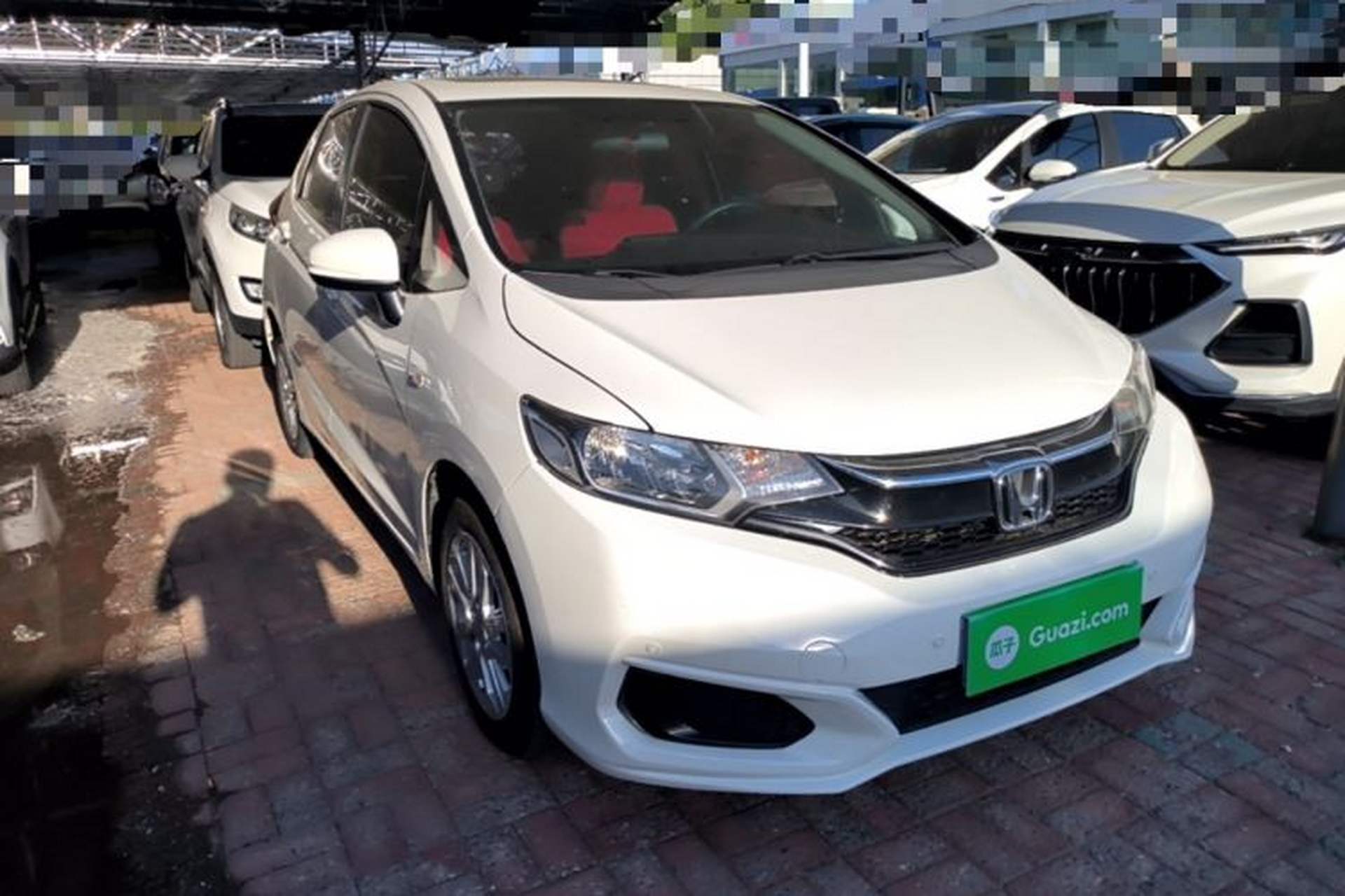 Used Honda Fit 2018 1.5L CVT Comfort Sunroof Version Front Right 45 Deg