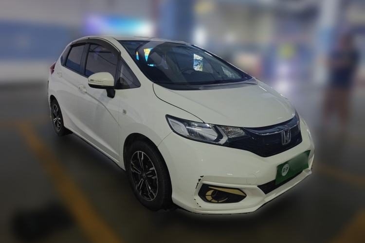 Used Honda Fit 2018 1.5L CVT Comfort Version Front Right 45 Deg