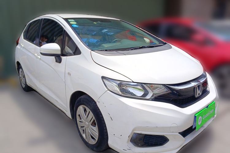 Used Honda Fit 2018 1.5L CVT Comfort Version Front Right 45 Deg