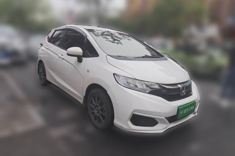Used Honda Fit 2018 1.5L CVT Comfort Version Front Right 45 Deg