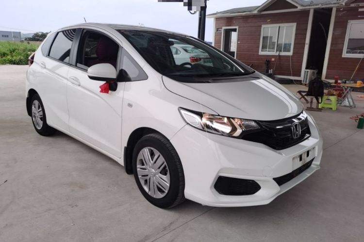 Used Honda Fit 2018 1.5L CVT Comfort Version Front Right 45 Deg