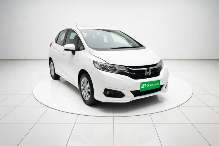 Used Honda Fit 2018 1.5L CVT Comfort Sunroof Version Front Right 45 Deg