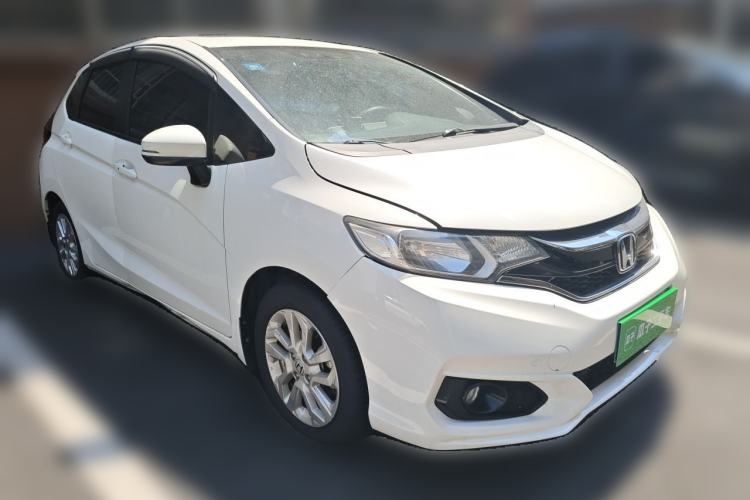 Used Honda Fit 2018 1.5L CVT Luxury Edition Front Right 45 Deg