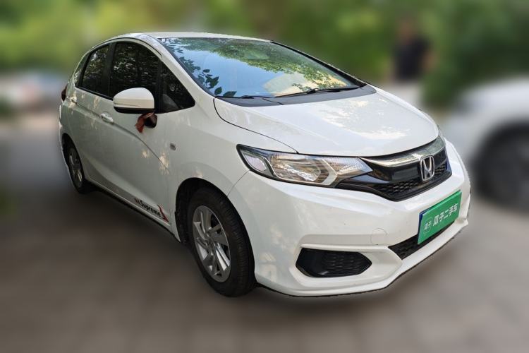 Used Honda Fit 2018 1.5L CVT Comfort Version Front Right 45 Deg