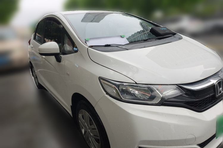 Used Honda Fit 2018 1.5L CVT Comfort Version Front Right 45 Deg