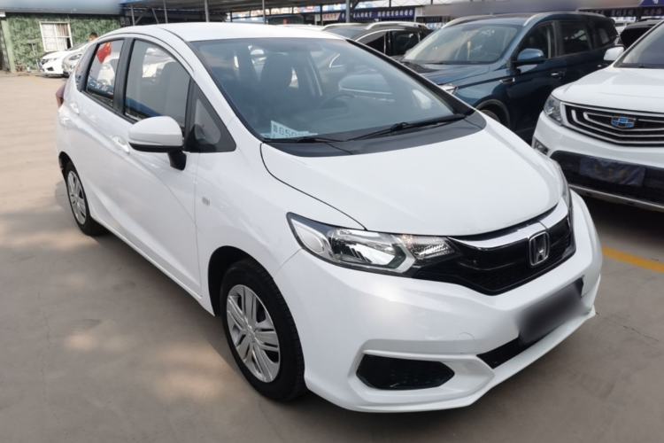 Used Honda Fit 2018 1.5L CVT Comfort Version Front Right 45 Deg