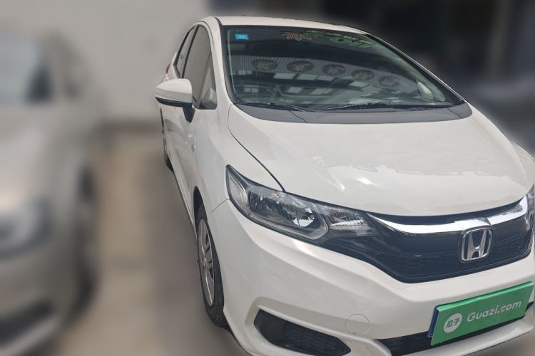Used Honda Fit 2018 1.5L CVT Comfort Version Front Right 45 Deg