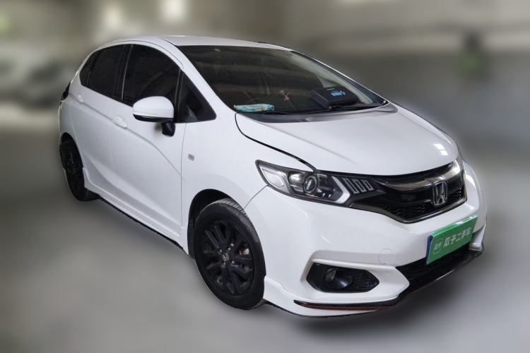 Used Honda Fit 2018 1.5L CVT Trendy Sports Edition Front Right 45 Deg