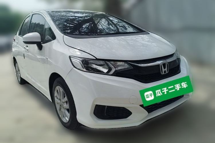 Used Honda Fit 2018 1.5L CVT Comfort Sunroof Version Front Right 45 Deg