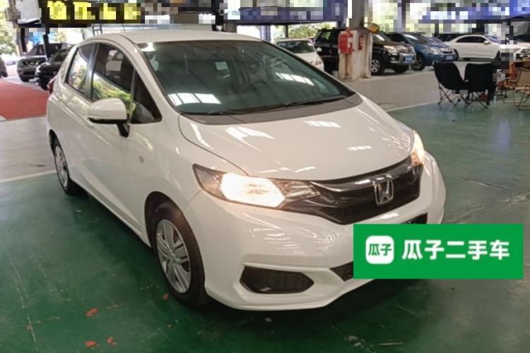 Used Honda Fit 2018 1.5L CVT Comfort Version Front Right 45 Deg