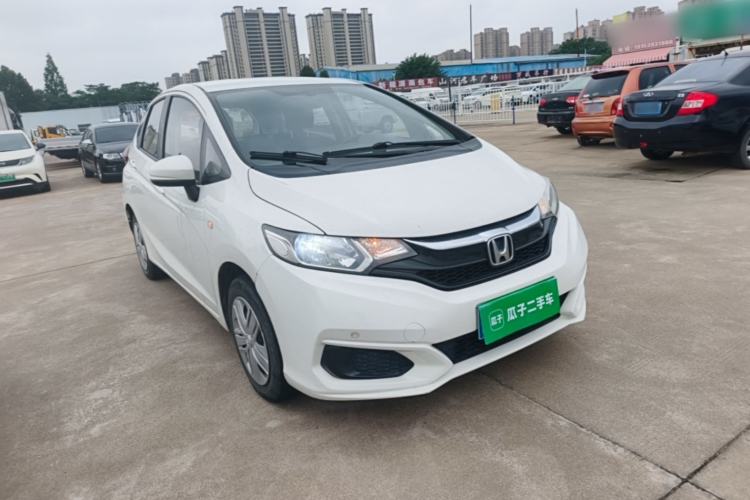 Used Honda Fit 2018 1.5L CVT Comfort Version Front Right 45 Deg