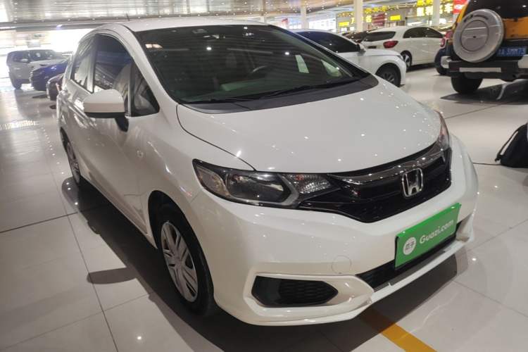 Used Honda Fit 2018 1.5L CVT Comfort Version Front Right 45 Deg