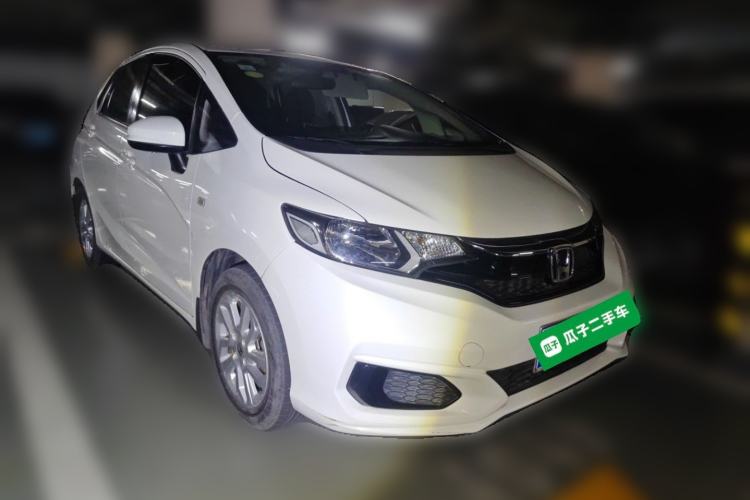 Used Honda Fit 2018 1.5L CVT Comfort Sunroof Version Front Right 45 Deg