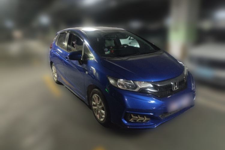 Used Honda Fit 2018 1.5L CVT Comfort Sunroof Version Front Right 45 Deg