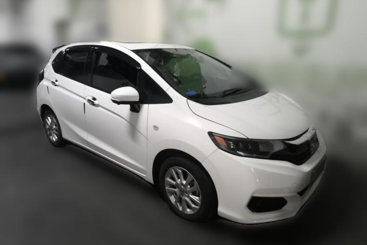 Used Honda Fit 2018 1.5L CVT Comfort Sunroof Version Front Right 45 Deg
