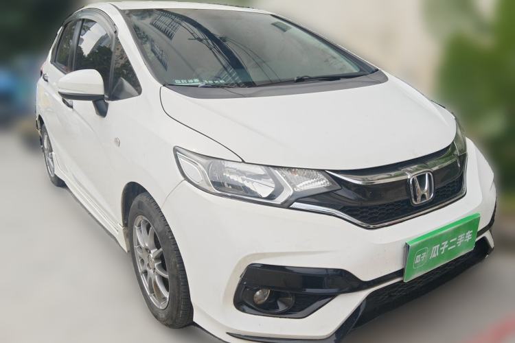 Used Honda Fit 2018 1.5L Manual Comfort Version Front Right 45 Deg