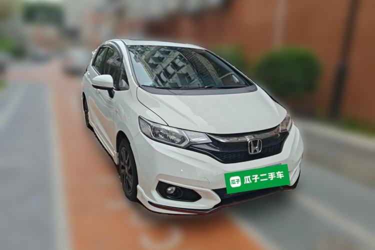 Used Honda Fit 2018 1.5L CVT Trendy Run+ Edition Front Right 45 Deg