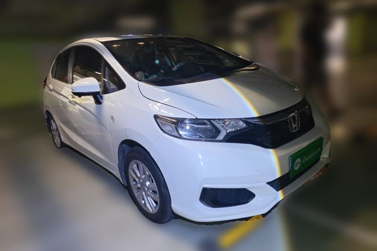 Used Honda Fit 2018 1.5L CVT Comfort Sunroof Version Front Right 45 Deg