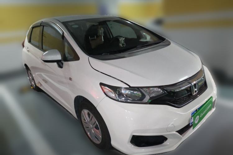 Used Honda Fit 2018 1.5L CVT Comfort Version Front Right 45 Deg