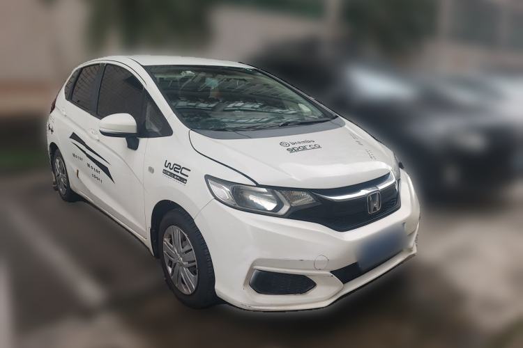 Used Honda Fit 2018 1.5L CVT Comfort Version Front Right 45 Deg