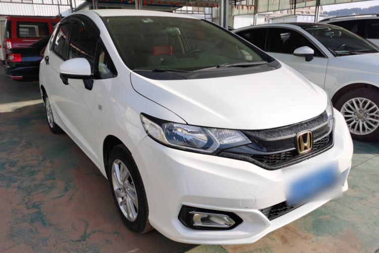 Used Honda Fit 2018 1.5L Manual Comfort Version Front Right 45 Deg