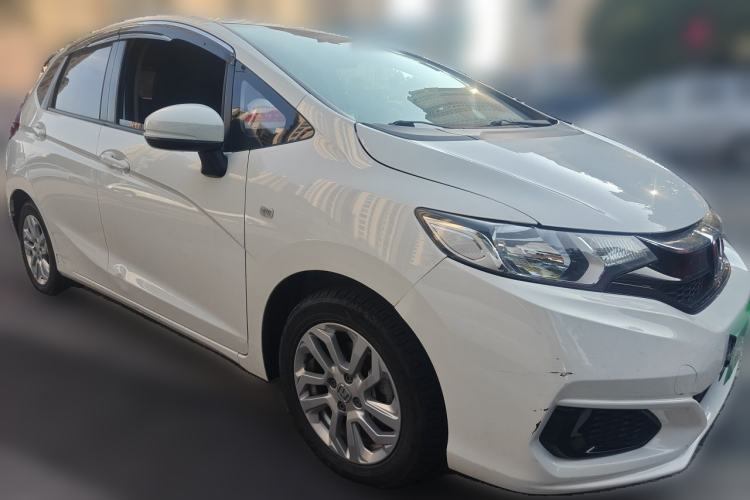 Used Honda Fit 2018 1.5L CVT Comfort Version Front Right 45 Deg