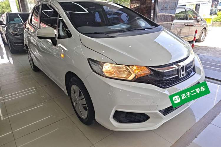 Used Honda Fit 2018 1.5L CVT Comfort Version Front Right 45 Deg