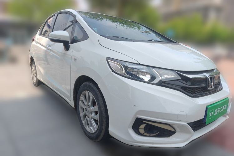 Used Honda Fit 2018 1.5L CVT Comfort Version Front Right 45 Deg