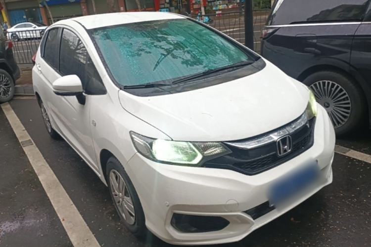 Used Honda Fit 2018 1.5L CVT Comfort Version Front Right 45 Deg