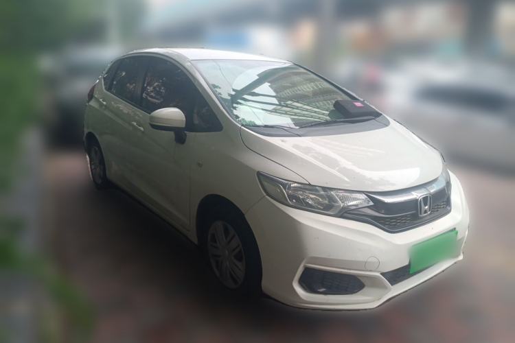 Used Honda Fit 2018 1.5L CVT Comfort Version Front Right 45 Deg