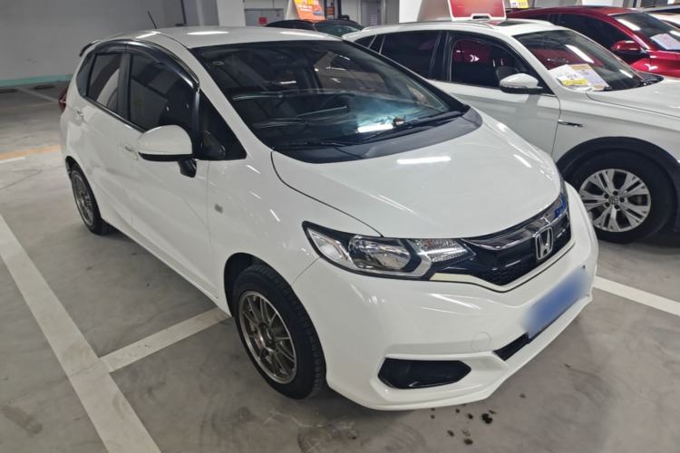 Used Honda Fit 2018 1.5L CVT Comfort Version Front Right 45 Deg