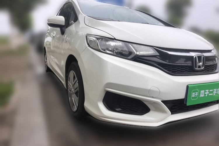 Used Honda Fit 2018 1.5L CVT Comfort Version Front Right 45 Deg
