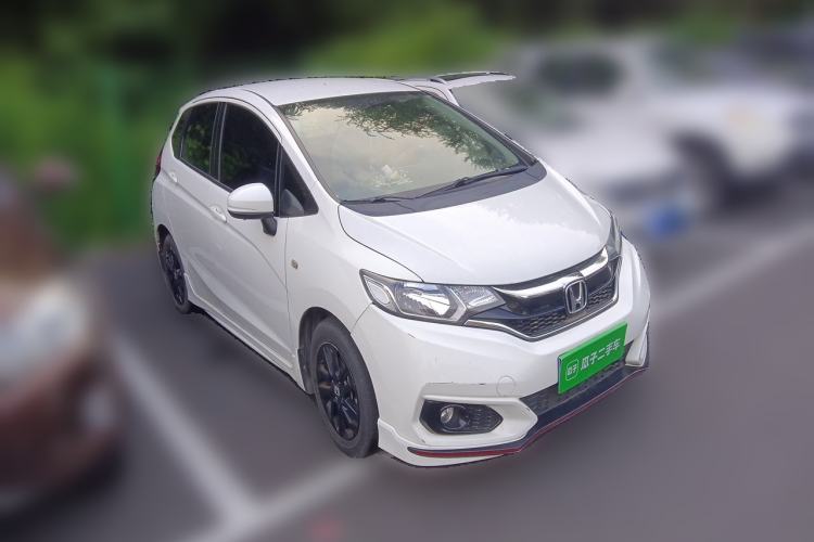 Used Honda Fit 2018 1.5L CVT Trendy Sports Edition Front Right 45 Deg