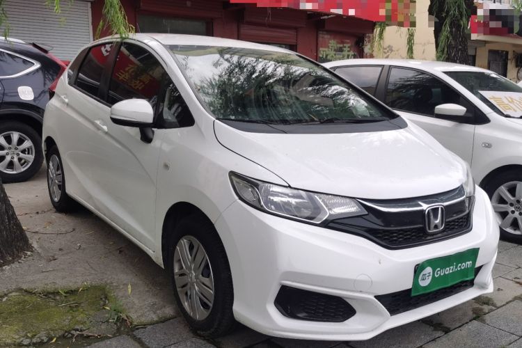 Used Honda Fit 2018 1.5L CVT Comfort Version Front Right 45 Deg