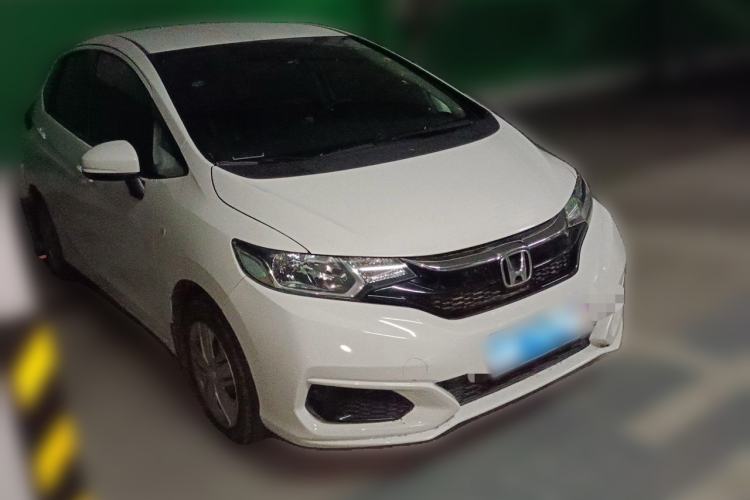 Used Honda Fit 2018 1.5L CVT Comfort Version Front Right 45 Deg