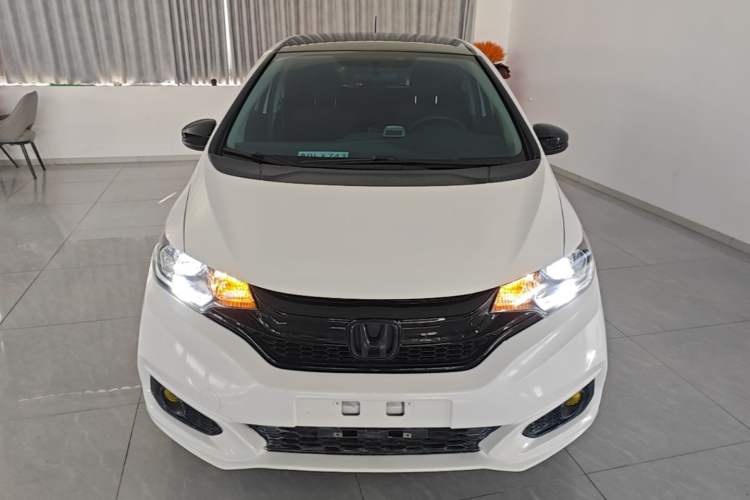 Used Honda Fit 2018 1.5L Manual Comfort Version Front