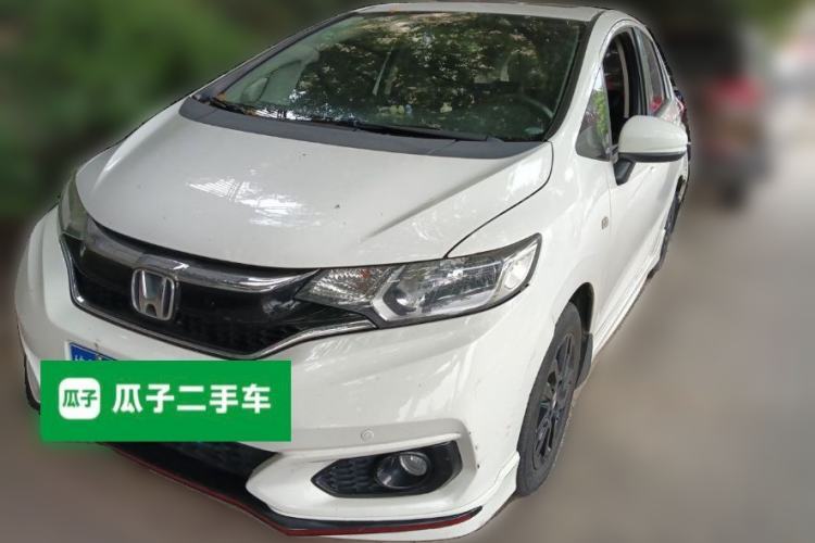 Used Honda Fit 2018 1.5L CVT Trendy Sports Edition Guazi used car, China used car export, Used car for sale, Used Honda cars, Cheapest cars for sale