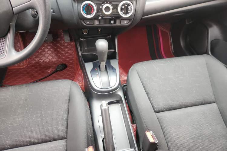 Used Honda Fit 2018 1.5L CVT Comfort Version Gear Lever