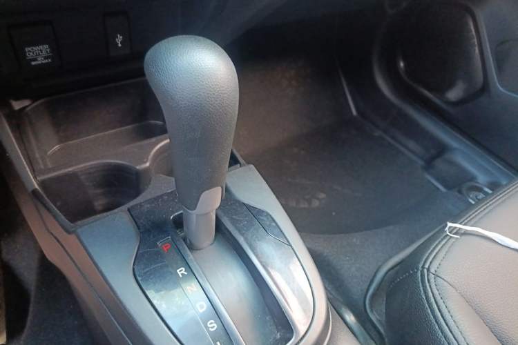 Used Honda Fit 2018 1.5L CVT Comfort Version Gear Lever