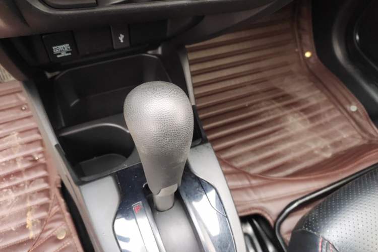 Used Honda Fit 2018 1.5L CVT Comfort Version Gear Lever