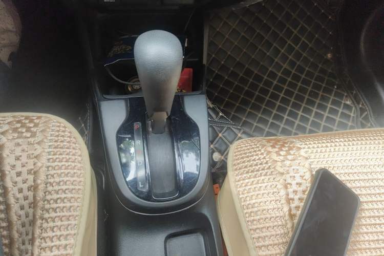 Used Honda Fit 2018 1.5L CVT Comfort Sunroof Version Gear Lever