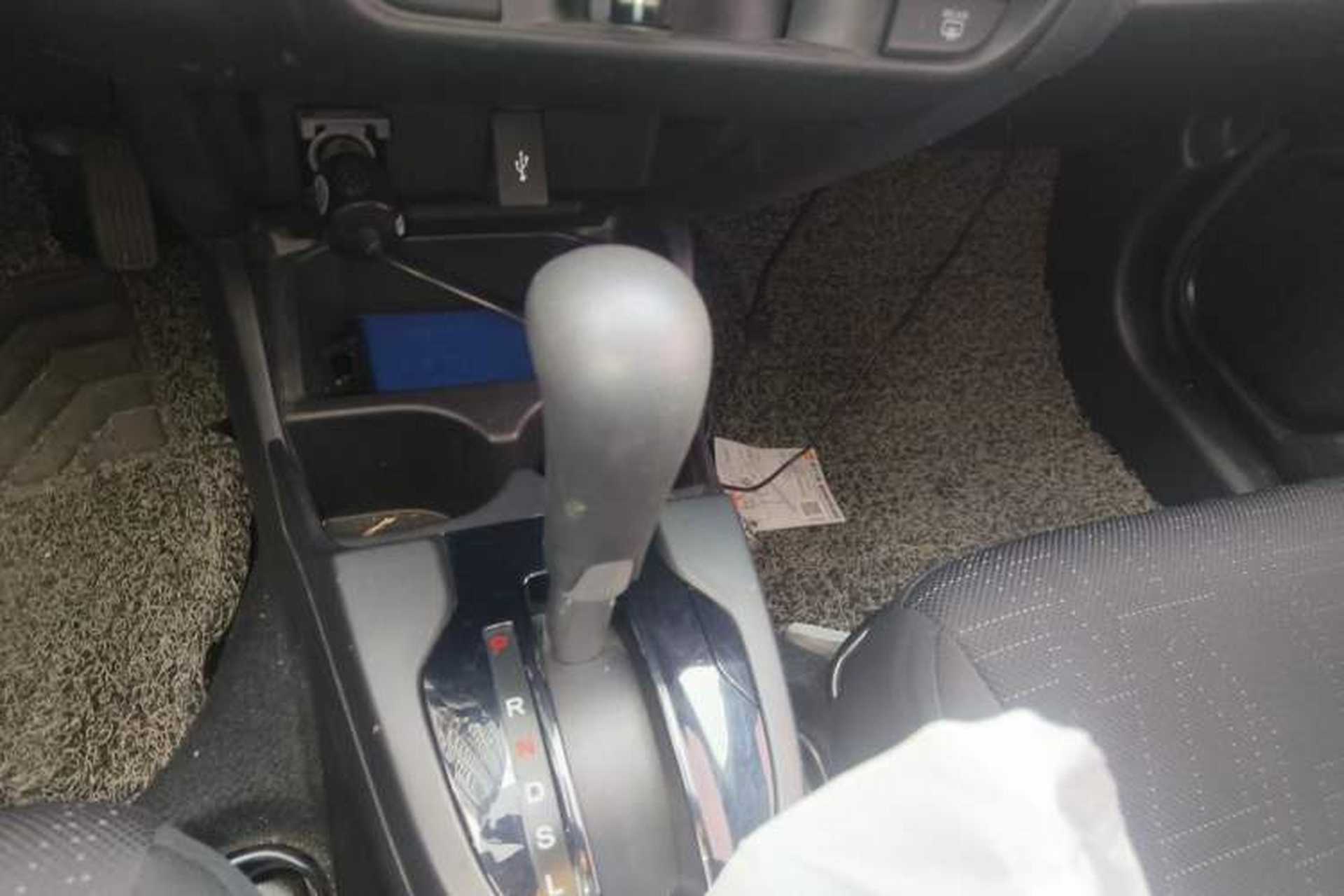 Used Honda Fit 2018 1.5L CVT Comfort Sunroof Version Gear Lever
