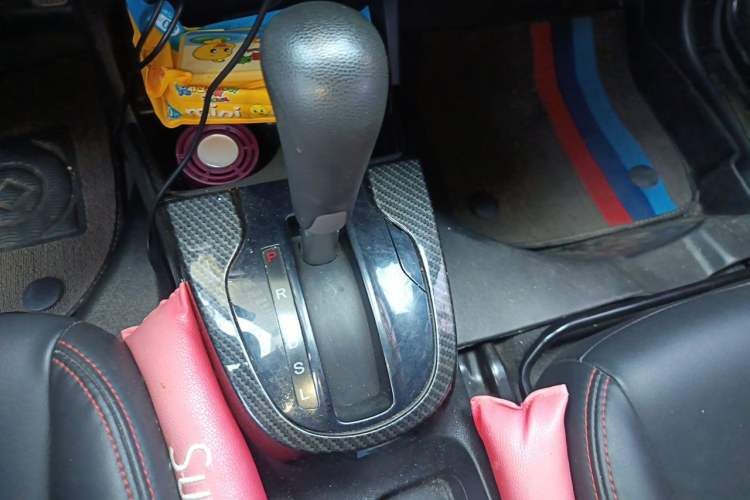 Used Honda Fit 2018 1.5L CVT Comfort Version Gear Lever