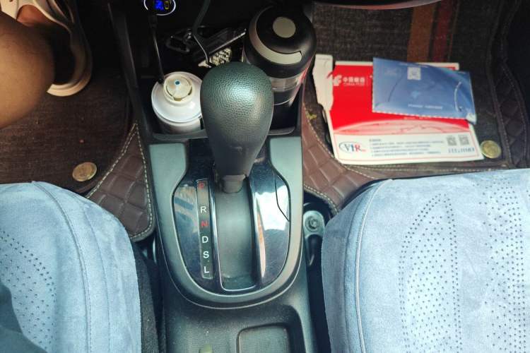 Used Honda Fit 2018 1.5L CVT Comfort Sunroof Version Gear Lever