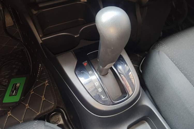Used Honda Fit 2018 1.5L CVT Comfort Version Gear Lever
