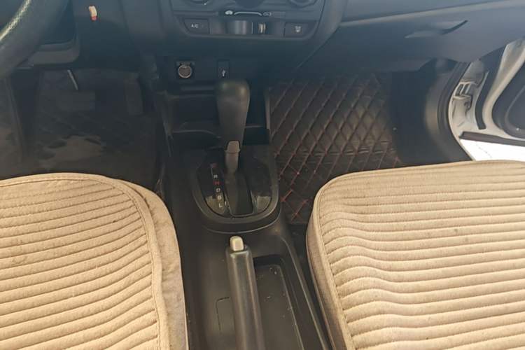 Used Honda Fit 2018 1.5L CVT Comfort Version Gear Lever