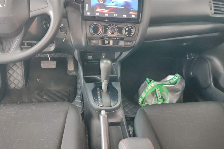 Used Honda Fit 2018 1.5L CVT Comfort Version Gear Lever