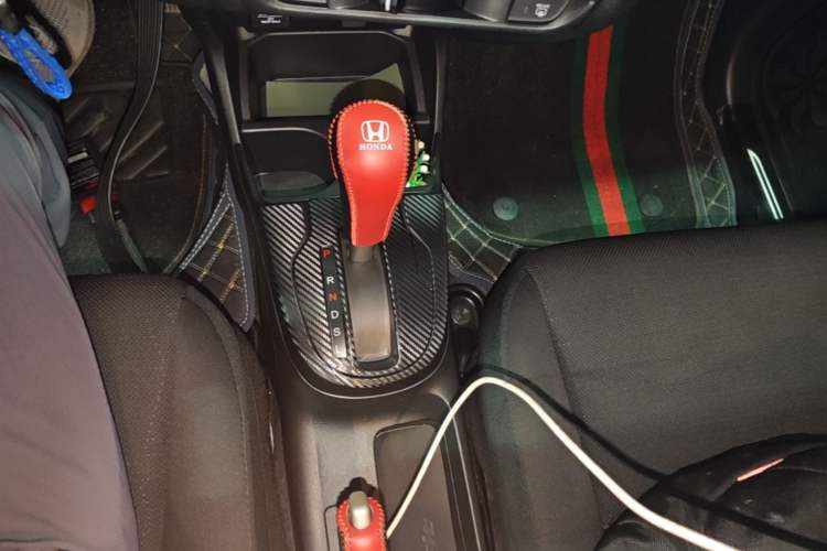 Used Honda Fit 2018 1.5L CVT Comfort Version Gear Lever