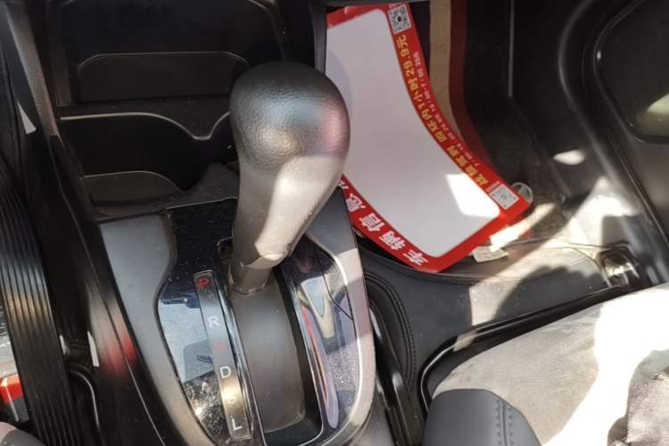 Used Honda Fit 2018 1.5L CVT Comfort Sunroof Version Gear Lever